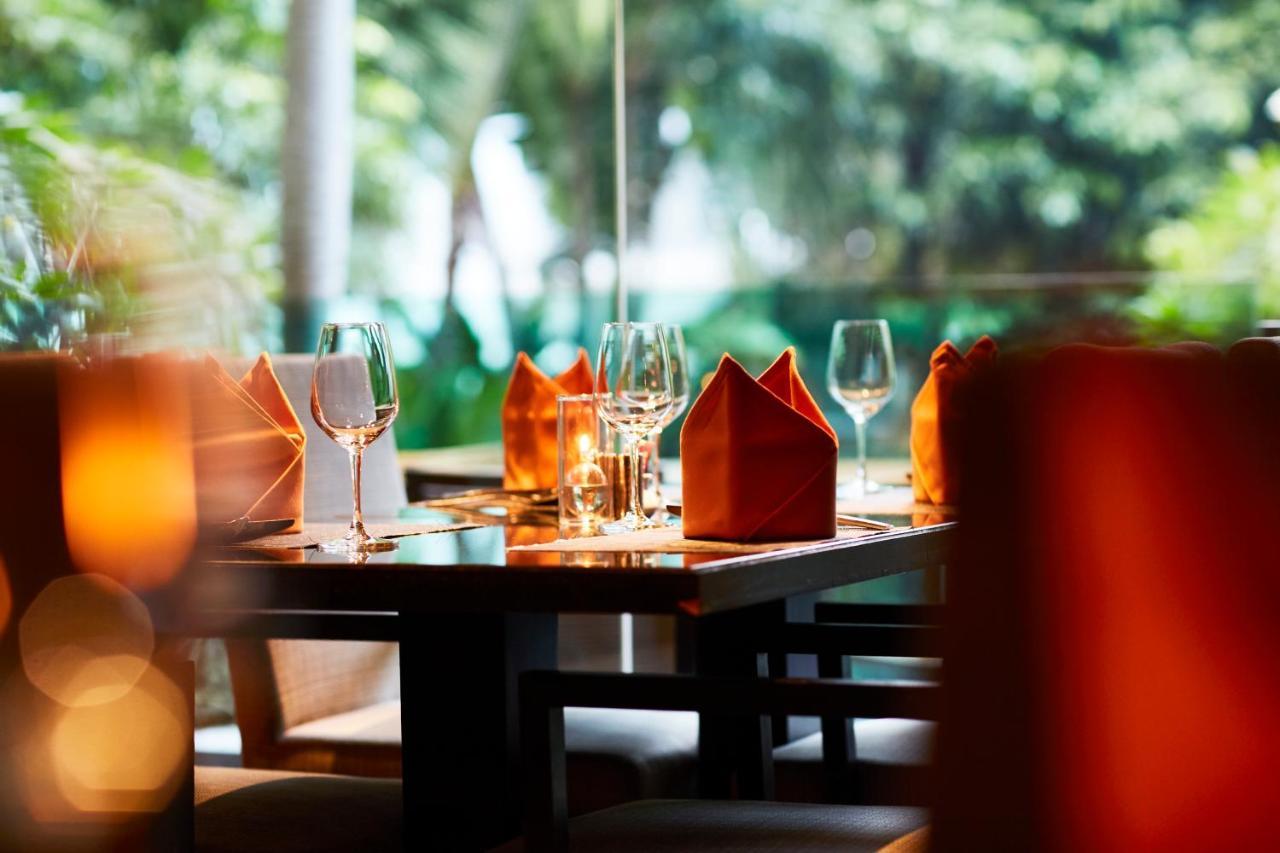 Sora Resort & Suites Sukhumvit Bangkok Exterior photo